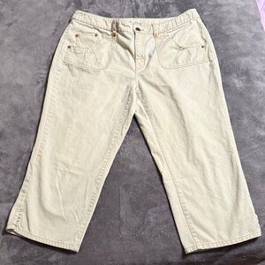 TNT Khaki Colored Capri Pants - Size 12